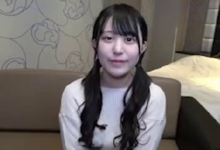 一个在上面吃二个在下㖭b反差婊巨乳小骚奴